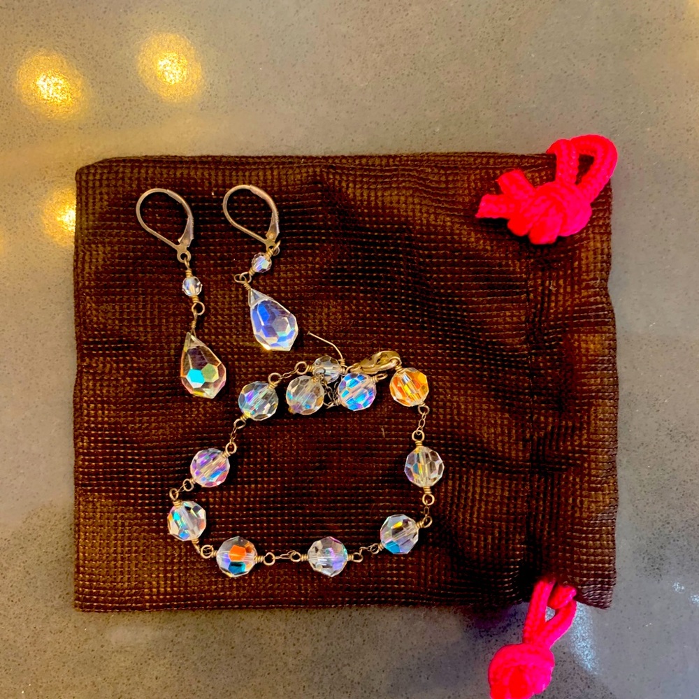 Matching crystal earring and bracelet set